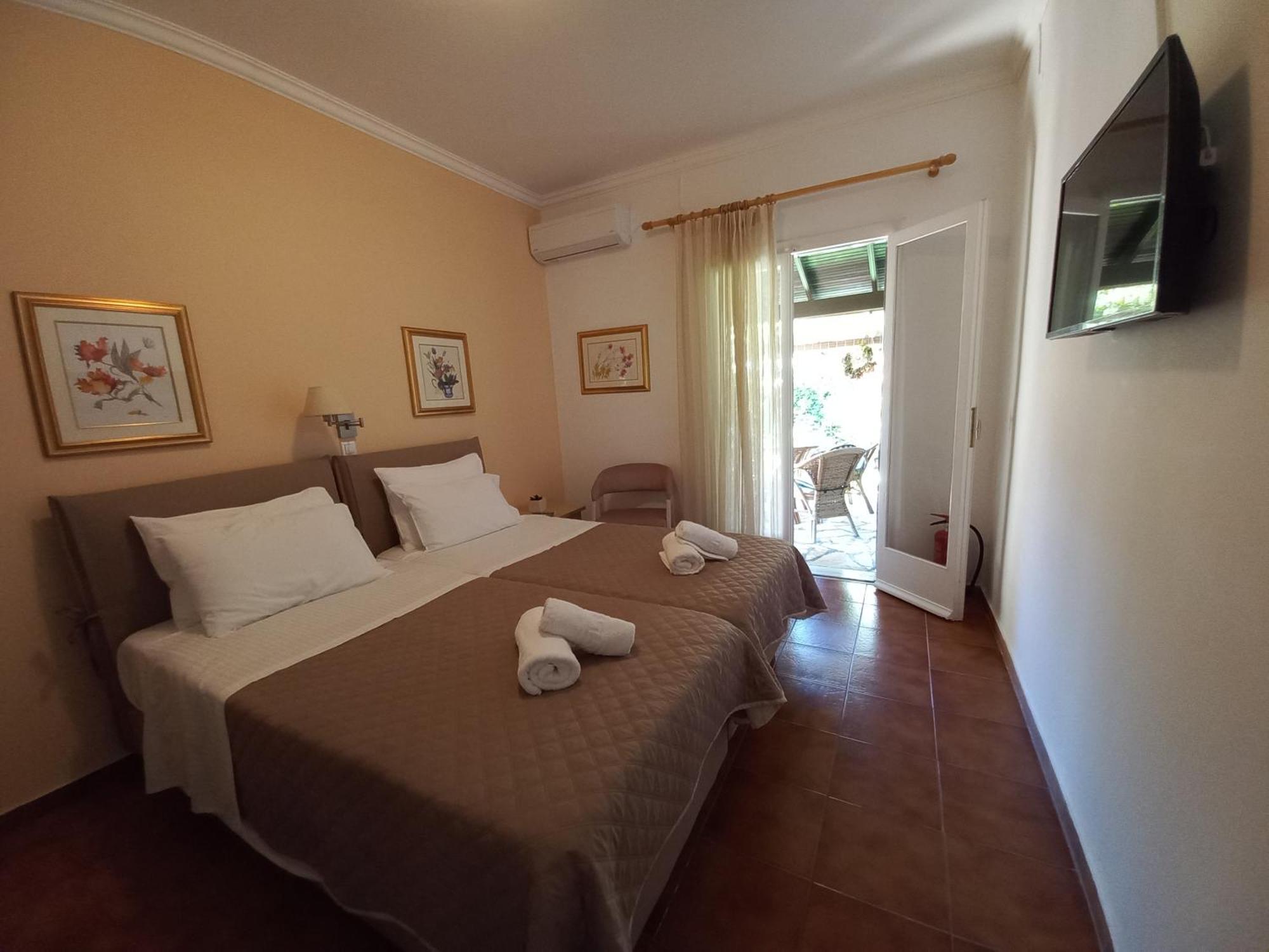 Villa Tina Country Beach Apartments アカラヴィ 部屋 写真