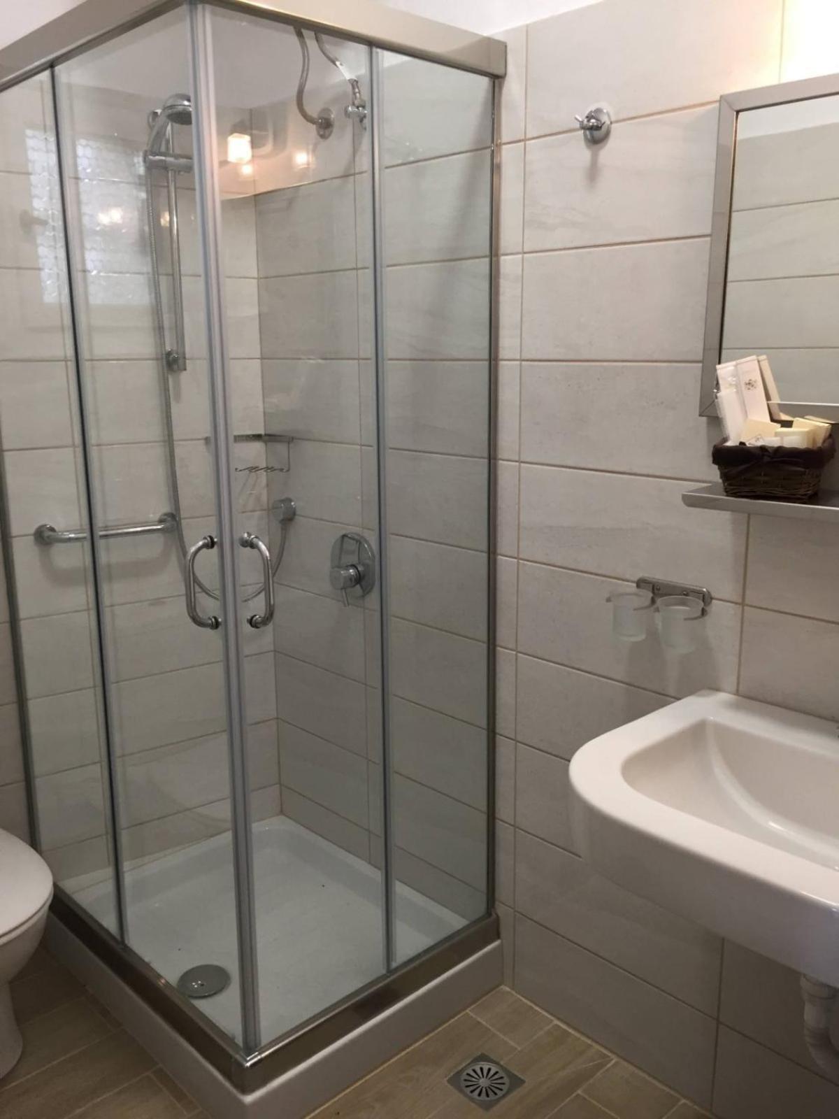 Villa Tina Country Beach Apartments アカラヴィ 部屋 写真