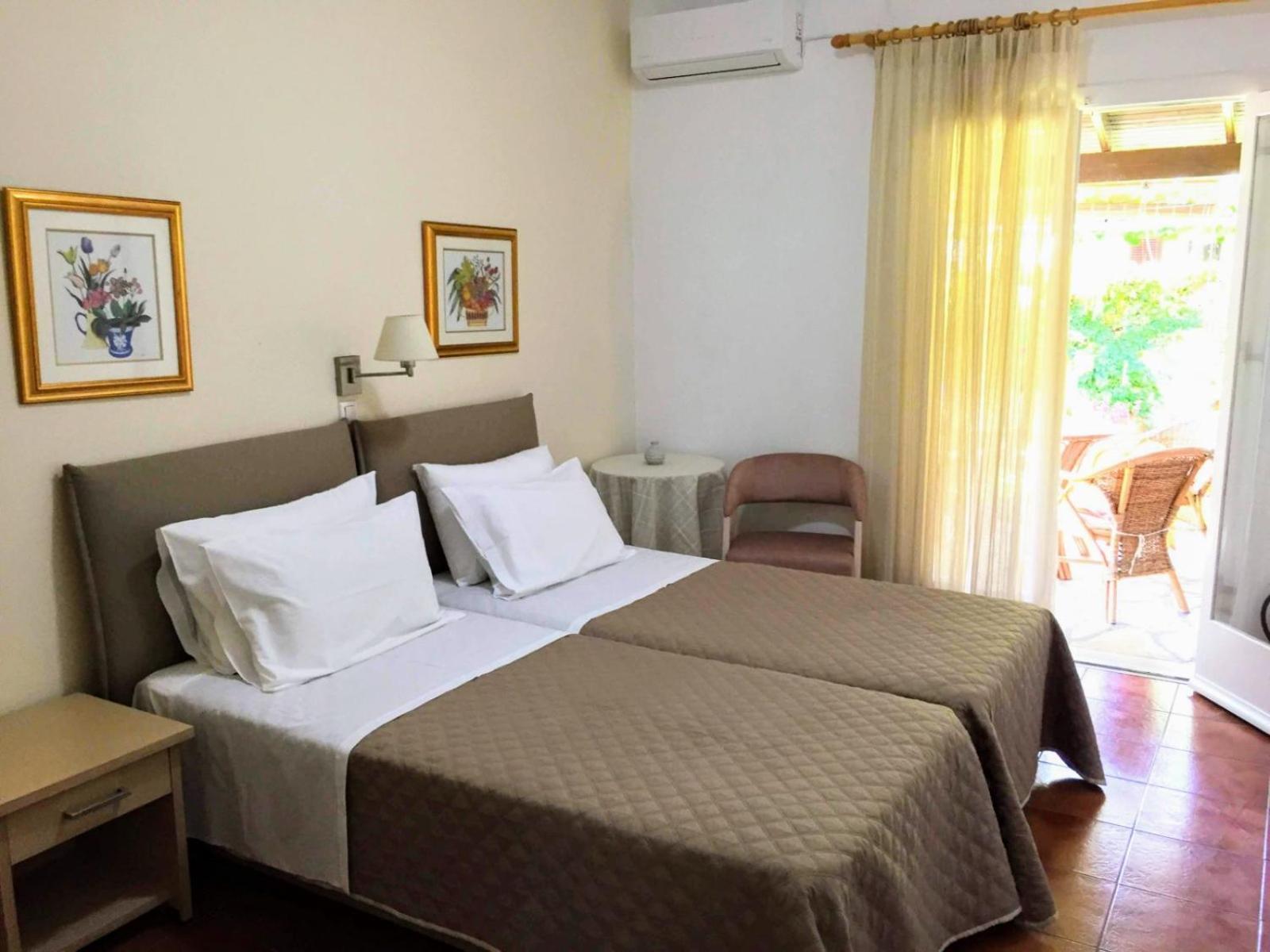Villa Tina Country Beach Apartments アカラヴィ 部屋 写真