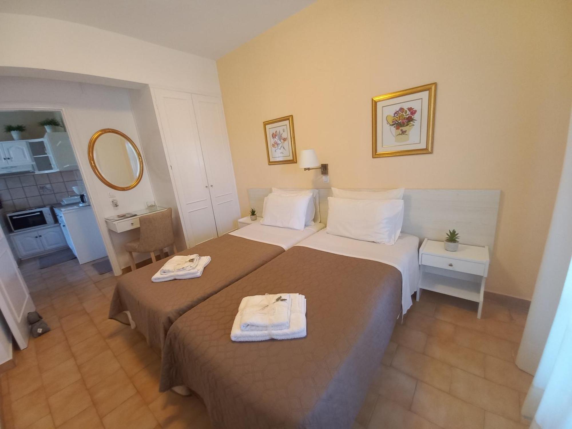 Villa Tina Country Beach Apartments アカラヴィ 部屋 写真