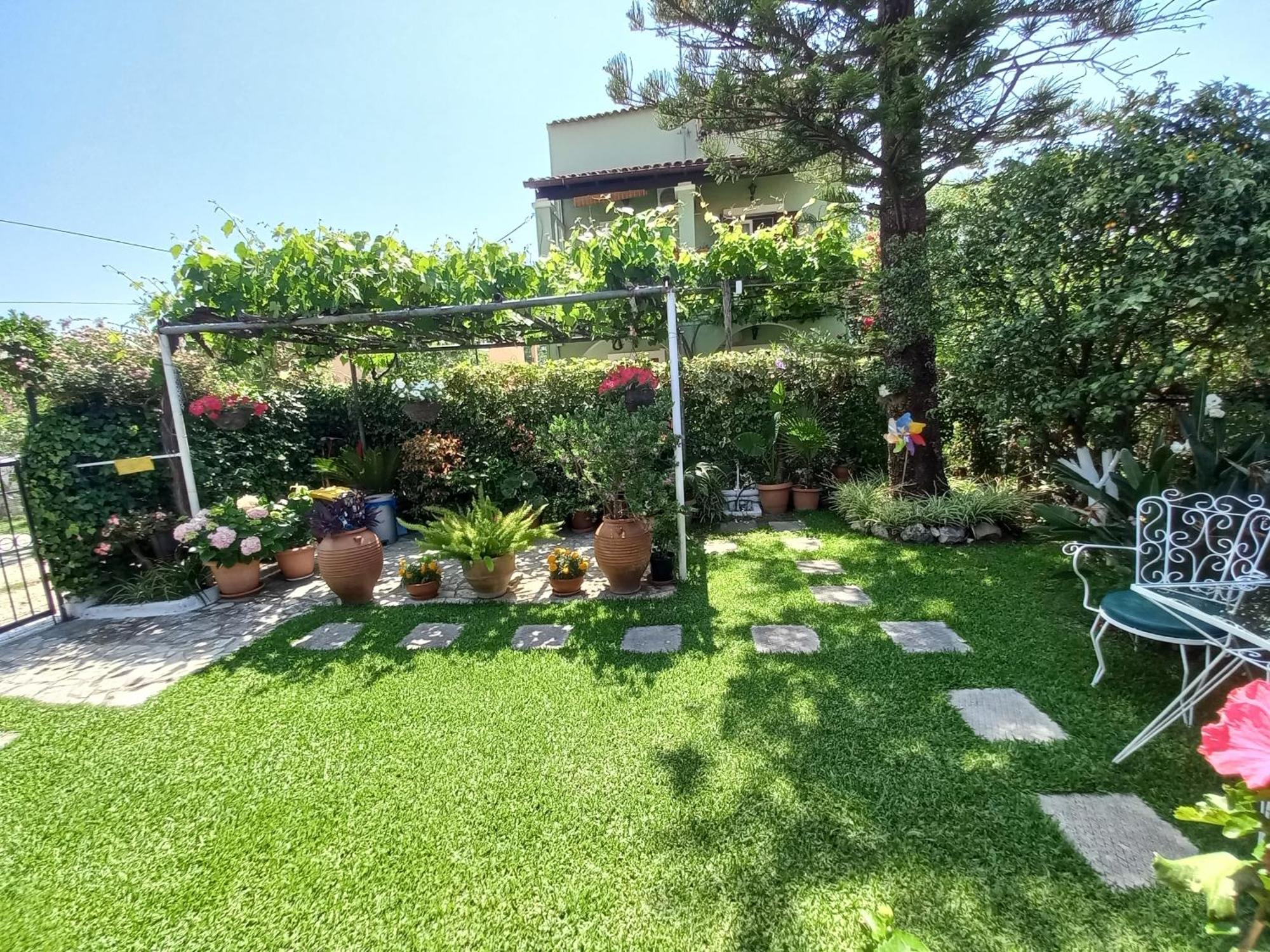 Villa Tina Country Beach Apartments アカラヴィ 部屋 写真