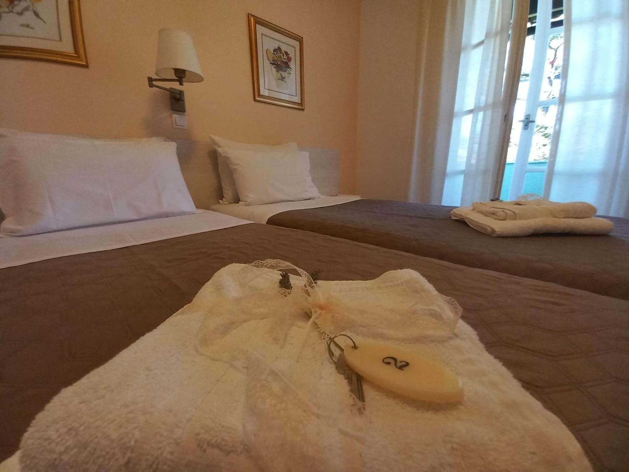 Villa Tina Country Beach Apartments アカラヴィ 部屋 写真